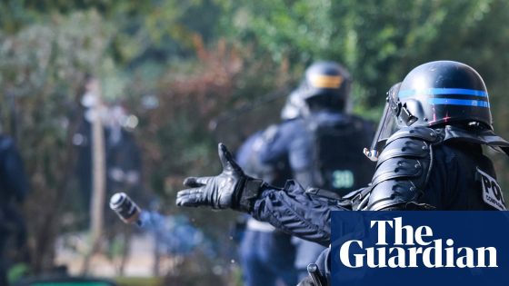 Image credit: French police suspend use of stun grenades after high-school protester loses hand | France | The Guardian / https://www.theguardian.com/profile/jonhenley