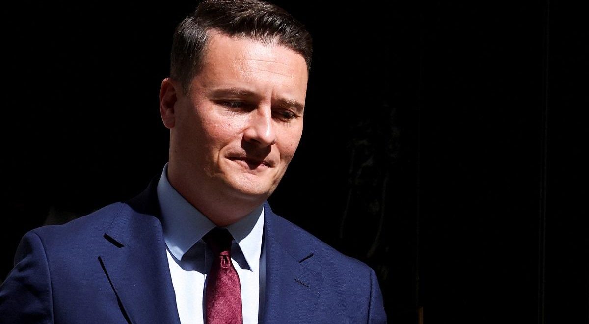 Image credit: Senior UK minister resigns, calls for a leadership contest to oust PM Starmer | GMA News Online / ELIZABETH PIPER, ANDREW MACASKILL and ALISTAIR SMOUT, Reuters